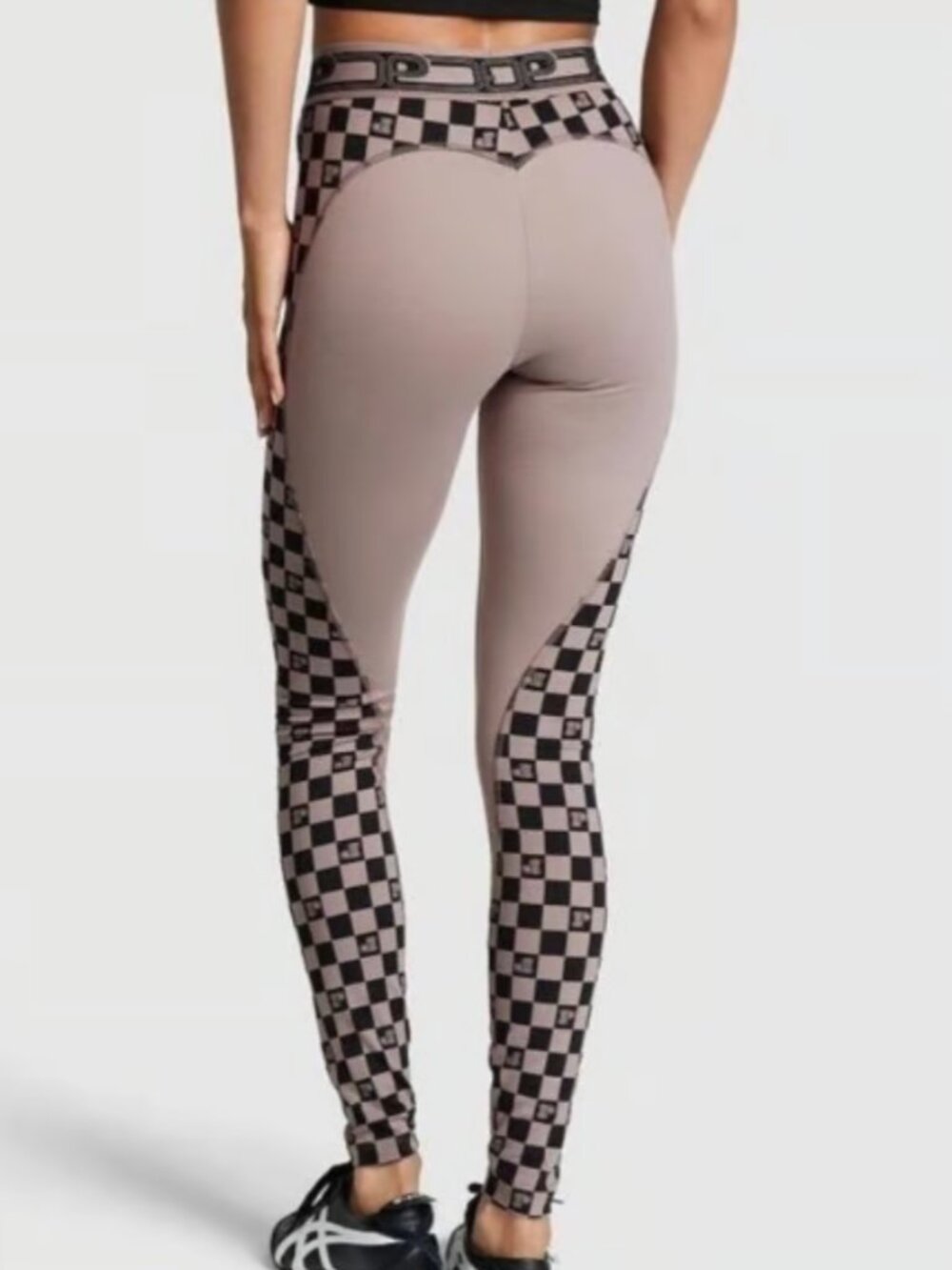 VS checkered leggings